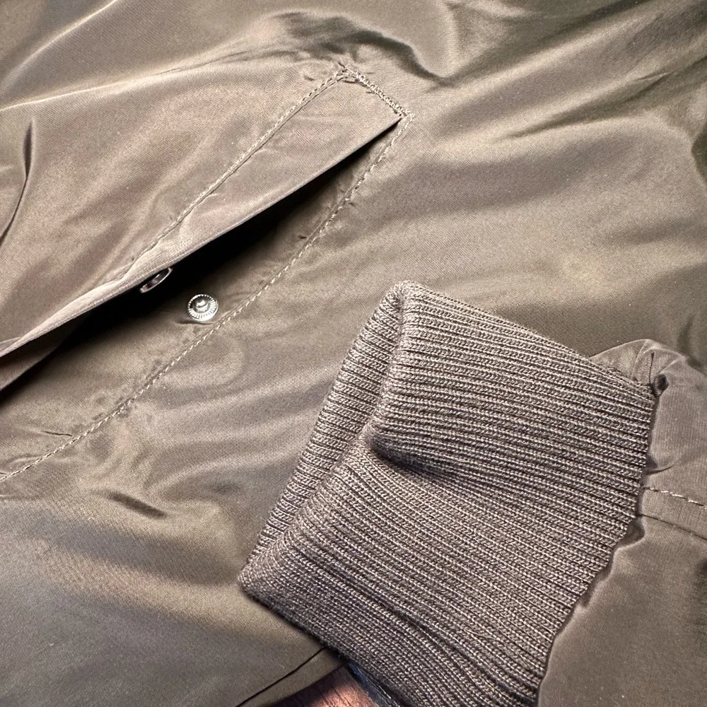 *NWOT* Forever 21 Olive Bomber Jacket - Picture 4 of 5